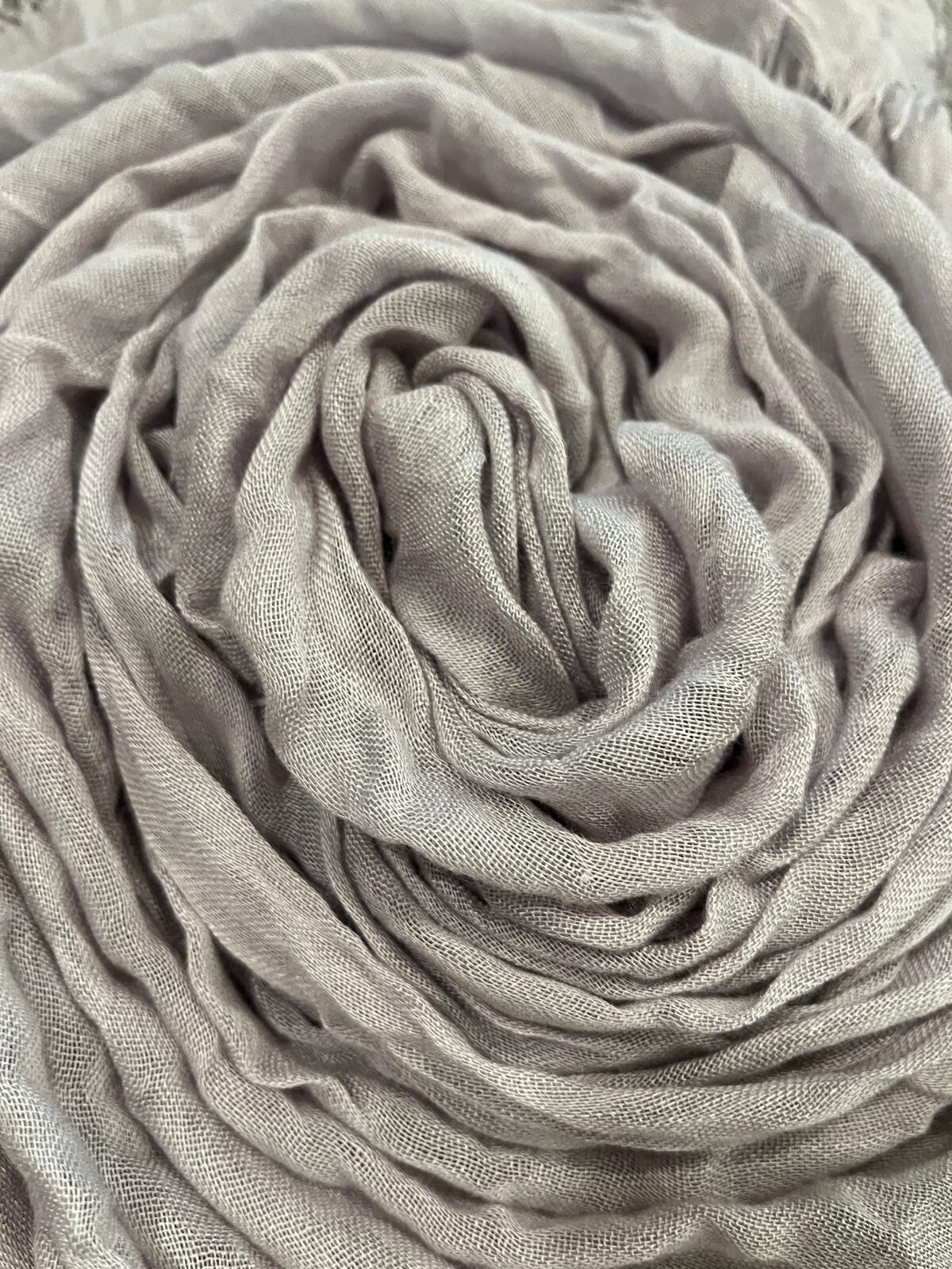 BCBG MAXAZRIA Solid Gray Lightweight Fringed Rect… - image 8