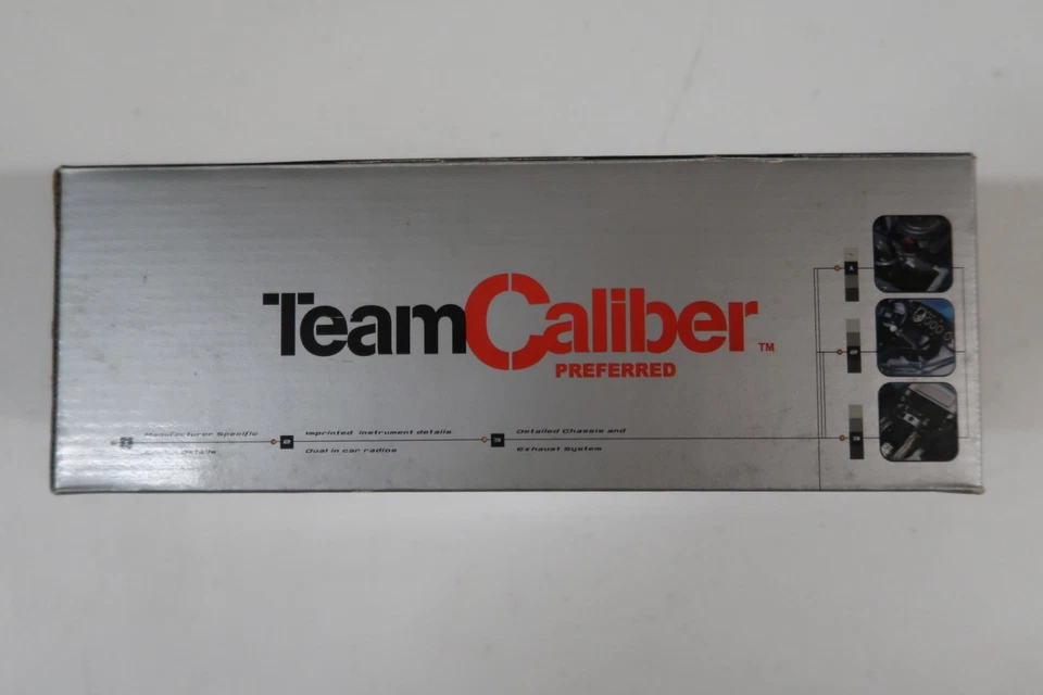 Elliott Sadler #21 Motorcraft 2001 Team Caliber 1:24 Scale Die-Cast - Image 4 of 4