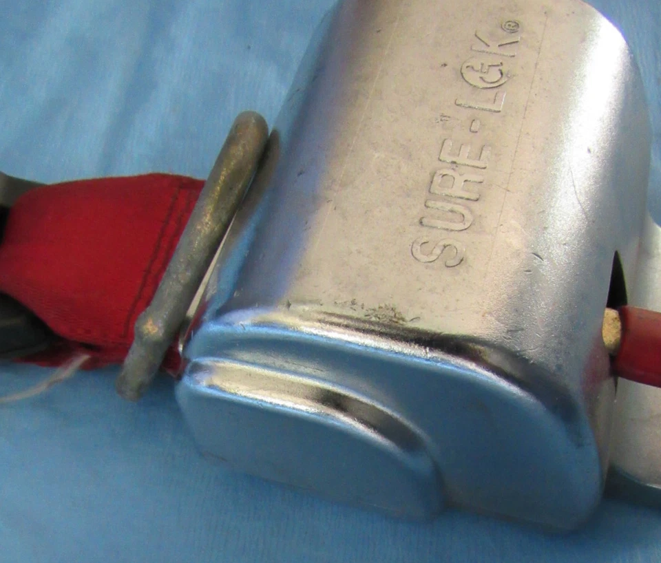 USED SURE-LOK FE200855 Right Hand Crank Retractor Wheel Chair Seat Belt Assembly - Image 4 of 4