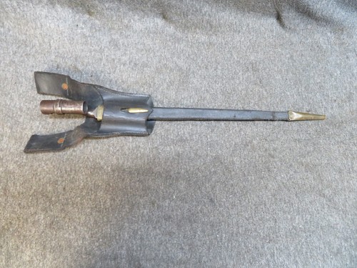 CIVIL WAR ERA BRITISH PATTERN 1853 ENFIELD SOCKET BAYO W/ SCABBARD & FROG