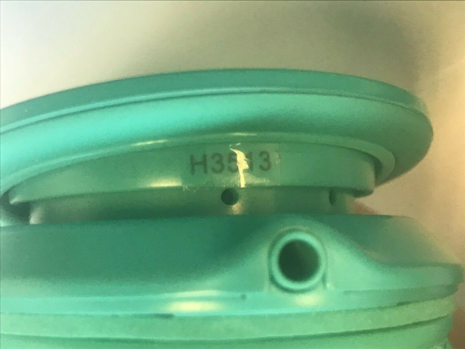 BEATS SOLO HD MODEL H3513 WIRED HEADPHONES NOT WORKING & FOR PARTS