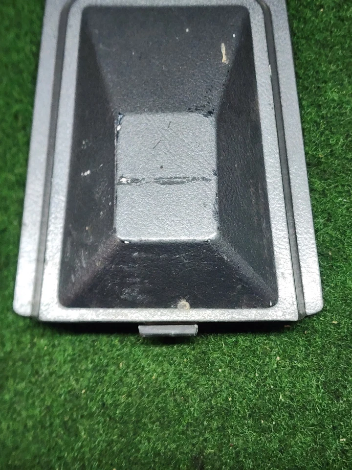 1981-93 Dodge Ramcharger Traildsuter задняя дверь внутренняя защелка крышка Mopar 4212379 - Изображение 2 из 4