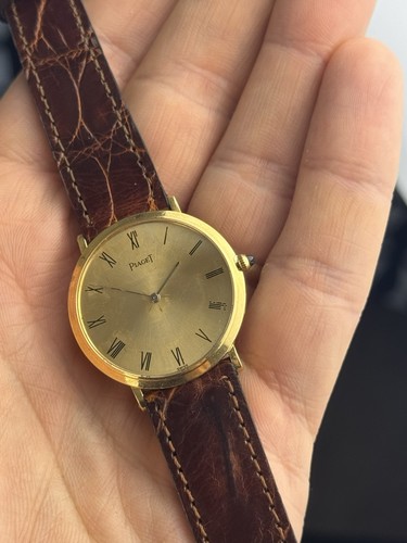 Piaget Altiplano Ref. 902 18K Gold Manual Wind Vintage Watch 30mm