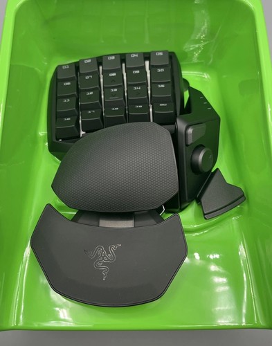 MINT - Razer Orbweaver Chroma Adjustable Mechanical Gaming Keypad - Photo 6/7