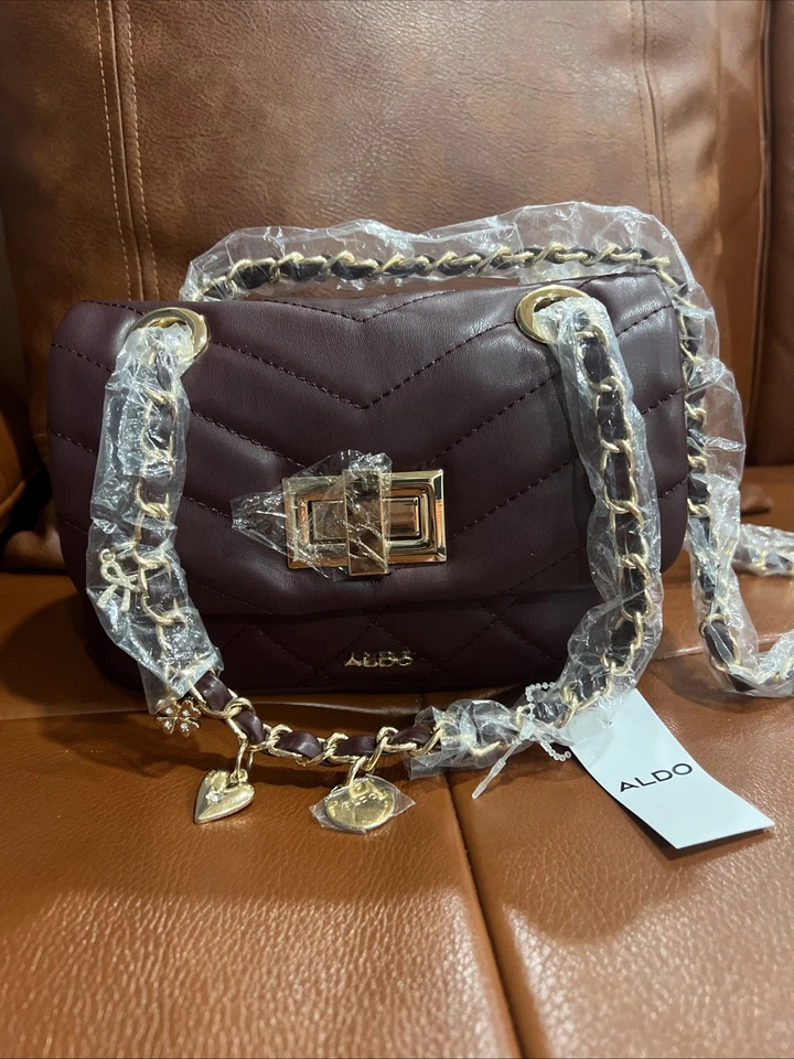 Bolso Cartera ALDO Borgoña Acolchado con Correa de Cadena Cierre de Solapa Foto 2 de 2