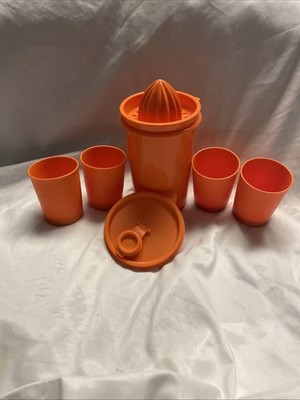 Vintage Tupperware Orange Pitcher Lid & 4 Tumblers Cups Manual Juicer