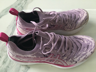 ASICS Gel Cumulus 23 Laufschuhe, Turnschuhe, Running Schuhe, Grösse: 41,5