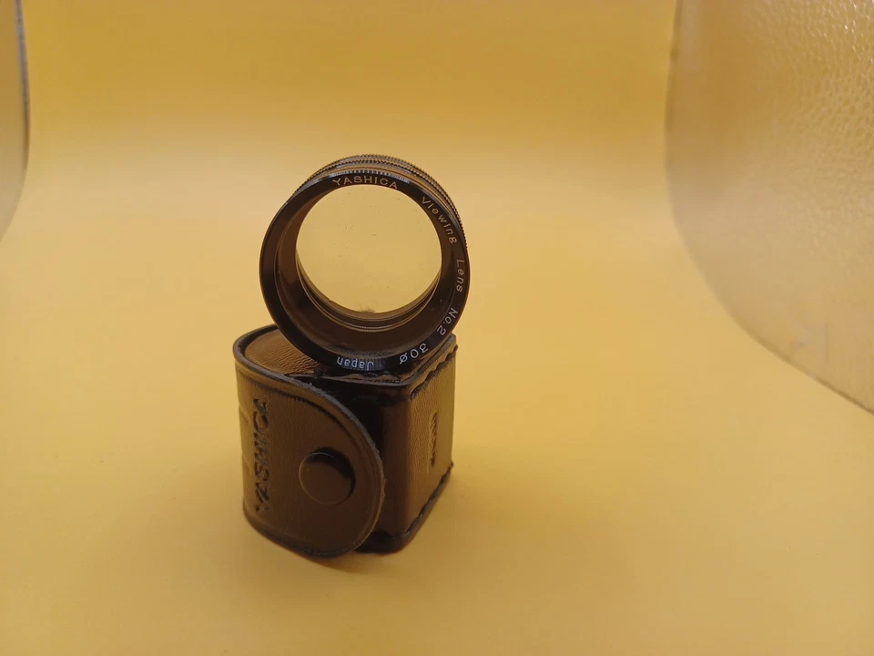 Yashica Close Up Lens No.2 30mm Bayonet Viewing taking Lens IOB New MINT ! - Image 3 of 4