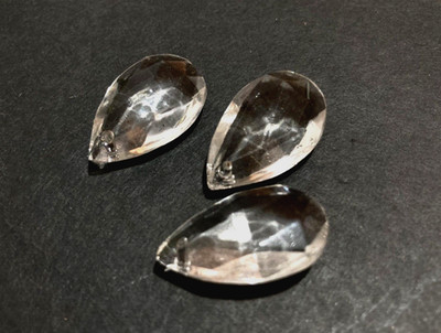 (50 PCS) CLEAR BOHEMIA CRYSTAL ALMOND PRISM PENDANT, H 25 mm, FOR CHANDELIERS