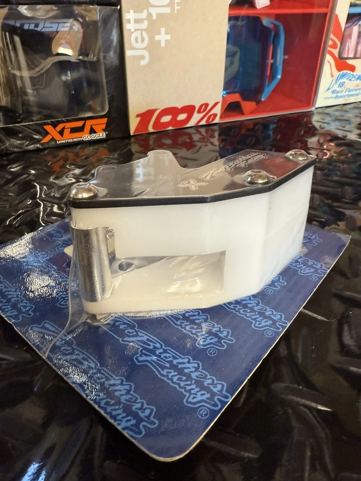 Two Brothers Racing Yamaha TTR50 Billet Chain Guide Guard Pitbike minimoto - Image 3 of 4