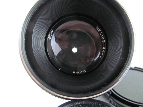 Helios 44-2 58mm Lens F/2 Bokeh Fixed Manual Portrait DSLR M42 Mount DSLR CLA - Picture 9 of 11