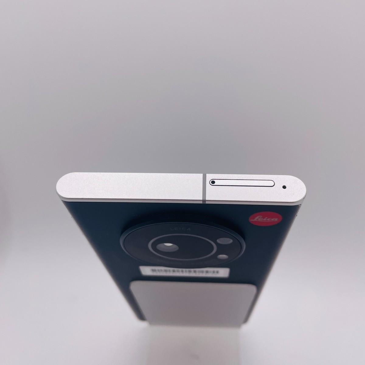 LEITZ PHONE 1 (LP-01) Leica silver 新品 Leica Leitz Phone 1 LP-01 Softbank Sharp 256GB Black Silver