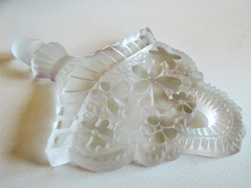 Vintage Bohemian CRYSTAL Cut Glass PERFUME BOTTLE Stopper Perfect Condition - Picture 7 of 11