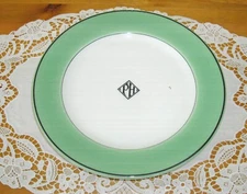Vintage Syracuse China O.P.CO  E.A. HINRICHS & Co. PH Light Green 9" Plate ~