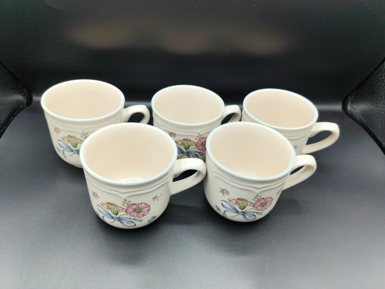 International Tableworks Set of 5 Coffee Mugs England Stoneware Floral Japan