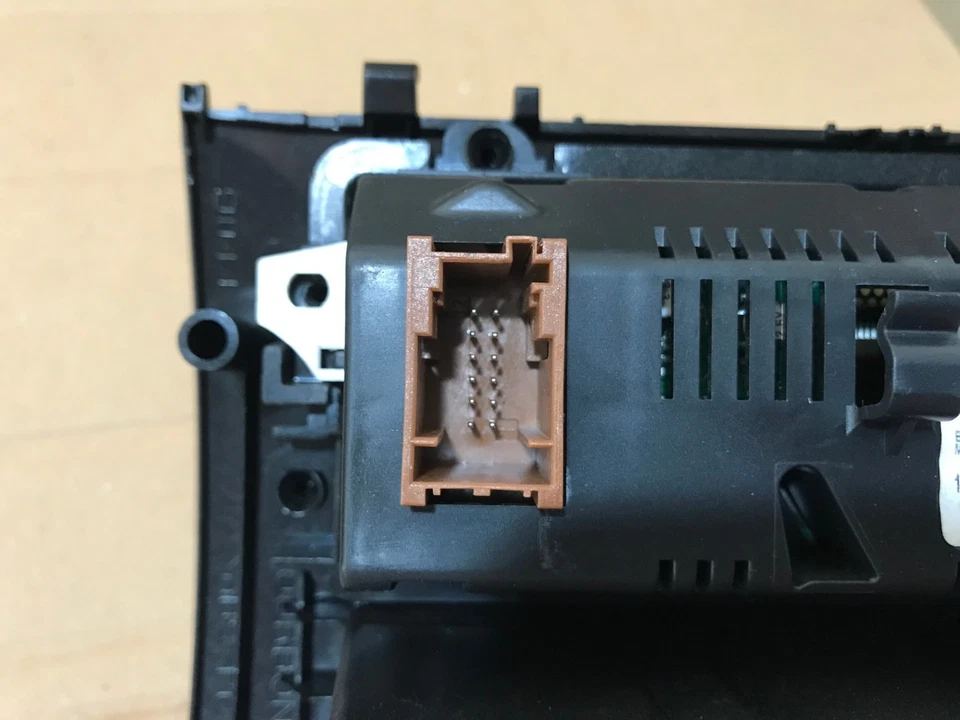 PEUGEOT 407 INFO DISPLAY LCD RD4 / RD45 9657882780 Bluetooth 2-Zonen-Klimaanlage - Bild 2 von 2