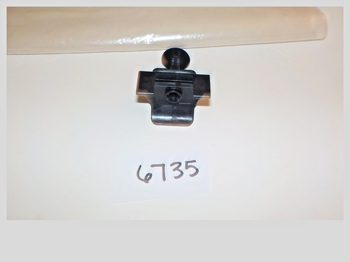 06-23 Toyota Front Fender Liner Retainer Lower LH / RH 53879-0R010 OEM (#6735) - Picture 2 of 4