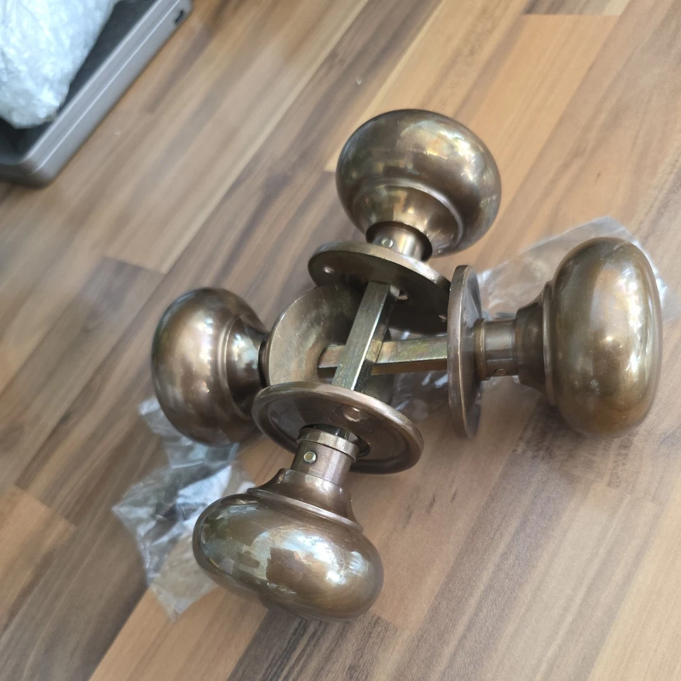 2 x Solid Antique Brass Door Knobs Rim Lock Handles New But Old Stock Reclaimed  - Image 2 of 4