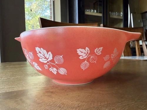 Vintage JAJ Pryex England Coral Gooseberry Cinderella Bowl 8.75 Diameter