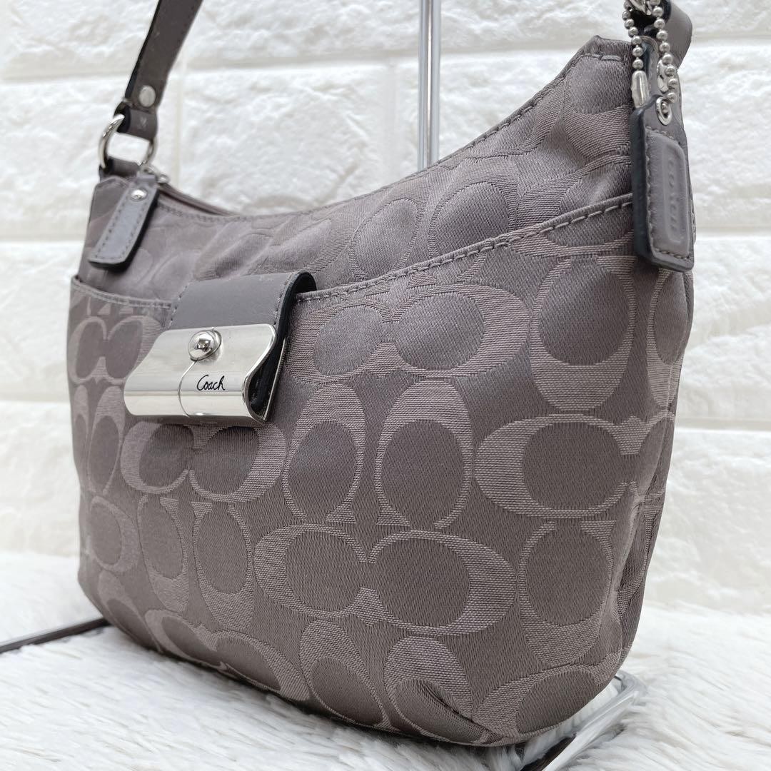 Coach Gray Signature Canvas Shoulder Bag Authentic G0404571