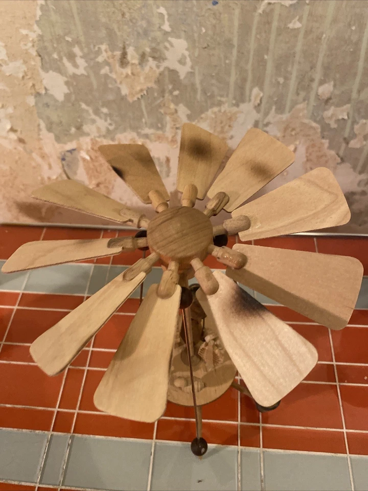 Pyramide klein Erzgebirge 24 cm Weihnachtspyramide Seiffen Expertic? - Bild 2 von 4