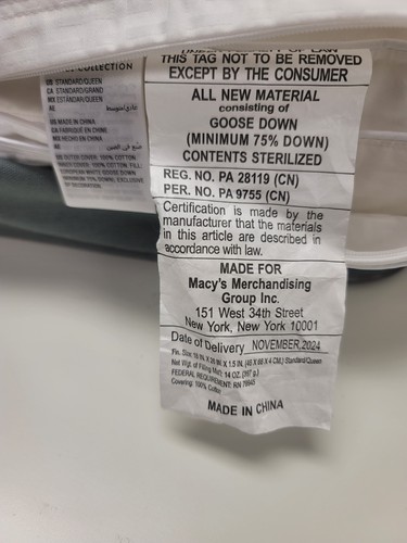 Hotel Collection Soft Support QUEEN White Goose Down (1) Pillow MSRP $300 - Picture 4 of 4