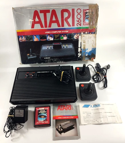 Atari 2600 Console Space Invaders In Box With Manual 2 Controllers PAL