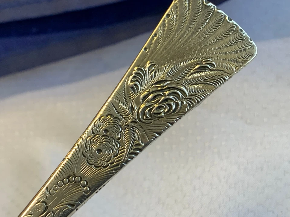 Botas corsé tirador de encaje Estate Find con gancho de botón de plata esterlina de colección Foto 2 de 4