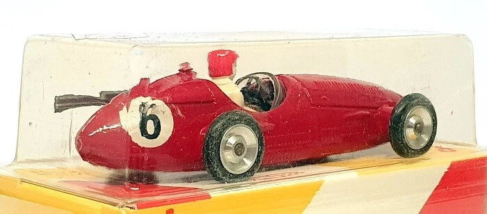 Solido Re Edition 1/43 Scale 1104 - 1956 Maserati 250 Race Car #6 - Red - Image 2 of 4