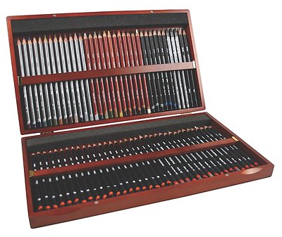 Derwent Sketching Pencils 72 Wooden Box - New Style