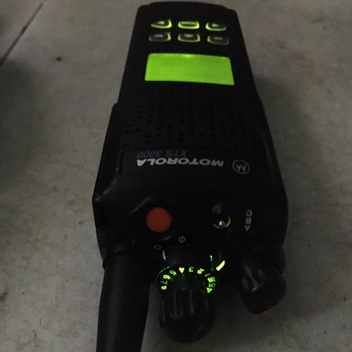Motorola XTS3000 II UHF 403-470 Mhz RADIO with P25 MODAT MDC H09RDF9PW7BN HAM - Picture 12 of 19