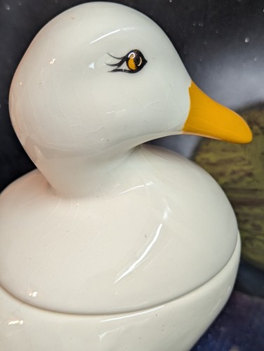 Vintage 11" Ceramic White Duck Goose with Eyelashes Cookie Jar, Heavy 2.5 lbs - Picture 23 of 24