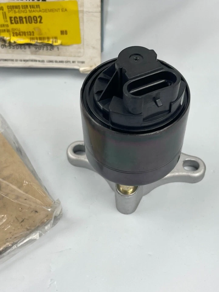 Válvula EGR de recirculación de gases de escape genuina EGR1092 BWD para modelos GM en tabla Foto 3 de 4