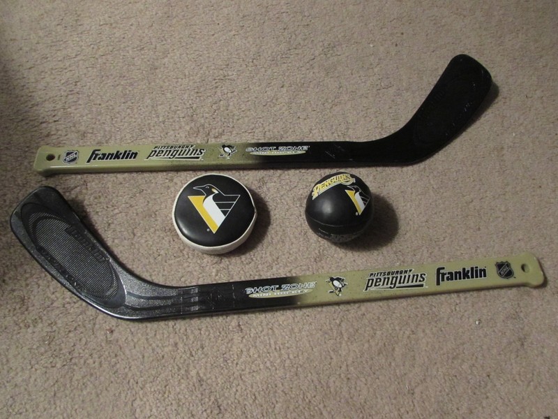 Franklin Shot Zone Pittsburgh Penguins  Mini Hockey Set 