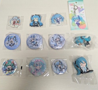 Hatsune Miku Goods Lot - Badges, Straps, Figures