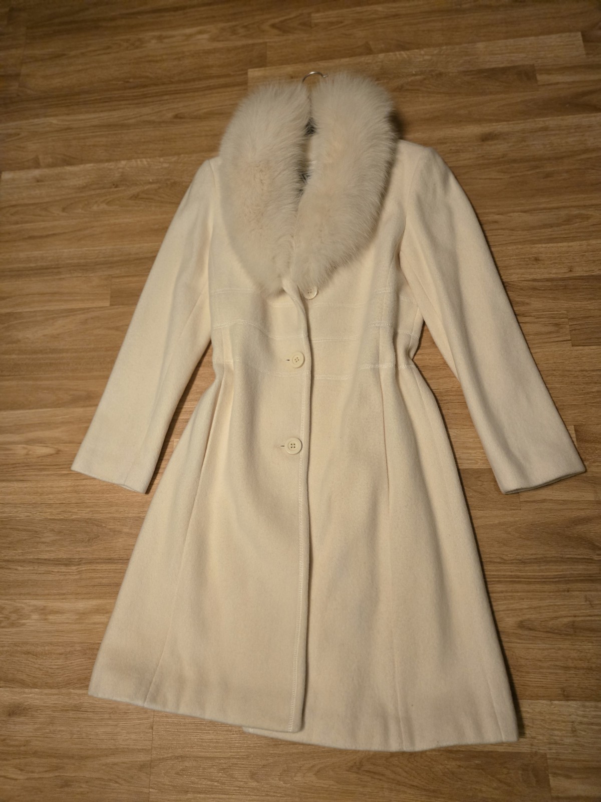 Marvin Richards Fox Fur Trimmed Wool Coat Cream Colored Size 6