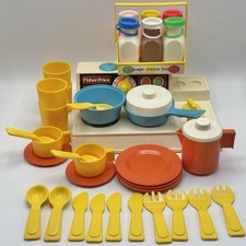 Vintage 1978 Fisher Price Glow Magic Kitchen Stove Top No. 919 w/Accessories /cb