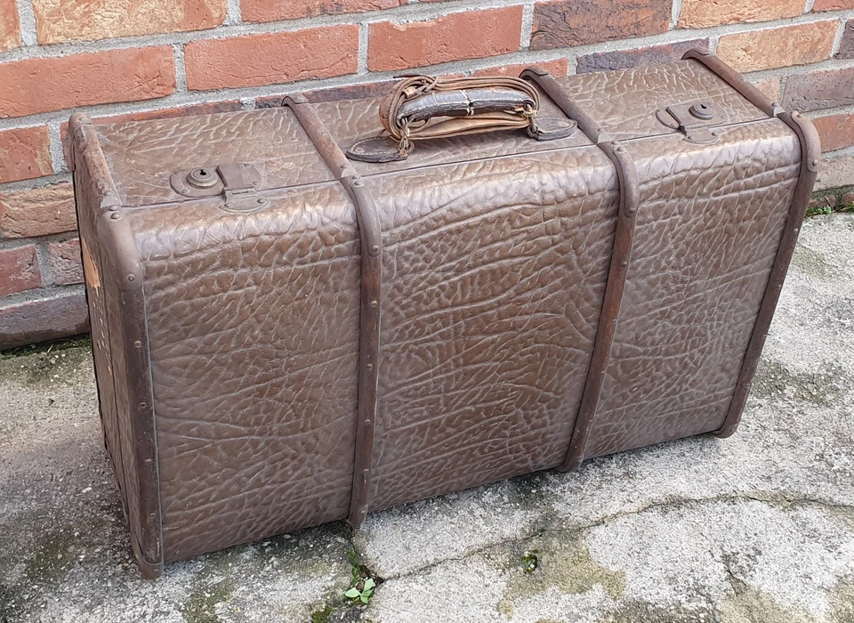 Antiker Überseekoffer Reisekoffer um 1920 Dekoration Truhe Blickfang - Bild 2 von 4