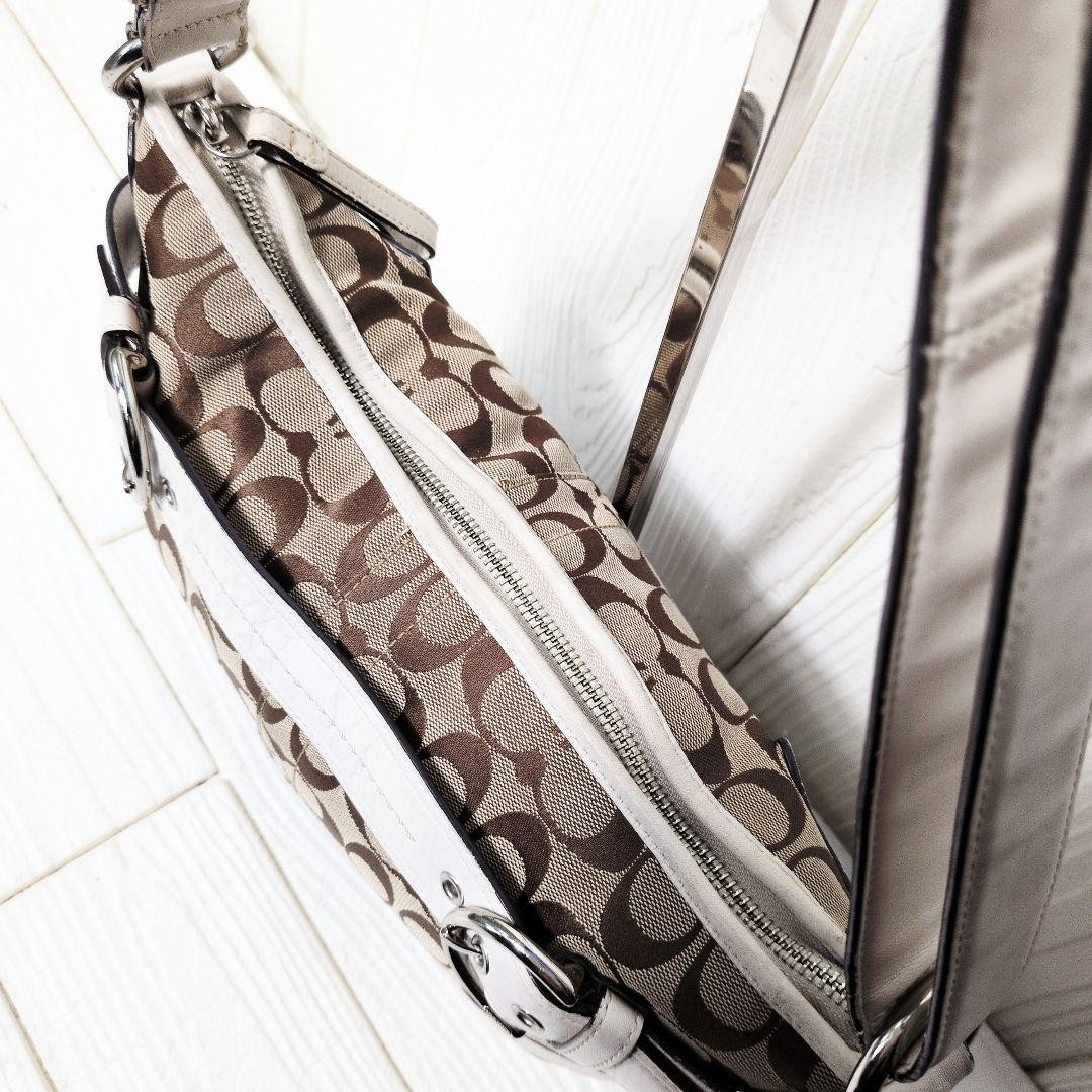 COACH One Shoulder Bag Signature Y2K Leather Soho - Gem