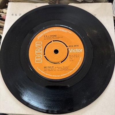 R & J Stone - We Do It (7'', Single, Pus). NM