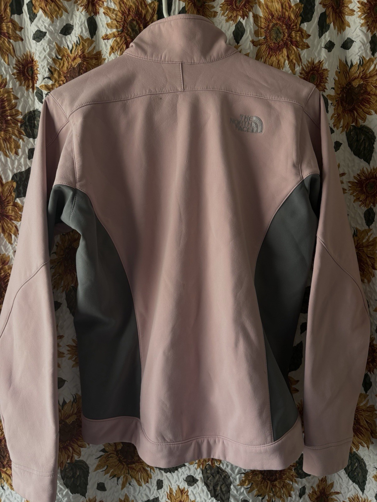 The North Face Apex Women's Pink Gray Softshell Jacket Zipper Collared S/P thumbnail 2