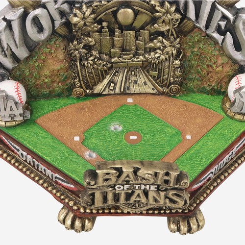 OHTANI & JUDGE BATTLE OF LOS ANGELES 2024 WORLD SERIES DUAL BOBBLEHEAD FOCO NIB - Picture 5 of 8