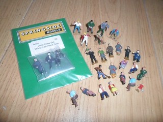 Collection of Standing / Seated Figurines for Hornby OO Gauge Model Railway Sets
