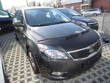 Capot Kia CEED