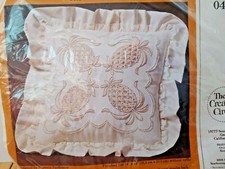 The Creative Circle Kit 0465 Colonial Welcome Embroidery Stitch Pillow 1984 New