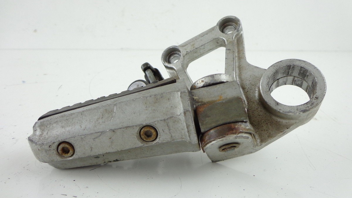 1985-87 Kawasaki ZX600A B ZX6 Ninja/85 86 Right Peg Bracket 1985-87 Kawasaki ZX600A B ZX6 Ninja/85 86 Right Peg Bracket