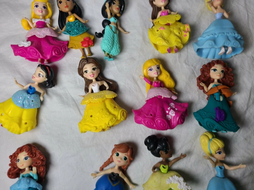 Lote de 13 figuras de mini casa de muñecas Disney Princess de 3" juguetes para niñas Foto 3 de 4