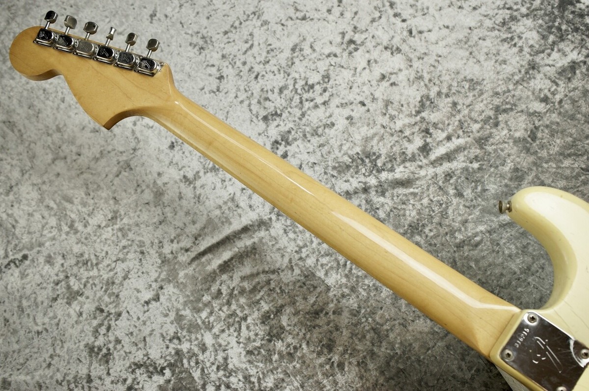 ギター Fender Stratocaster synchronized tremolo Fender Stratocaster Electric Guitar (1976) – Elderly Instruments