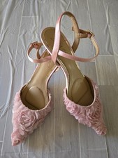 NIB Jewel Badgley Mischka Selene size 5 pink floral rosette kitten heel pumps