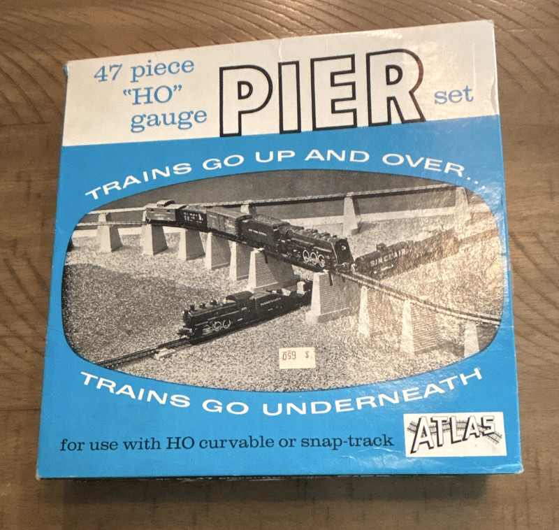 Atlas No. 80 HO 1:87 47pc Pier Set w/ Center Girder, Gray Plastic